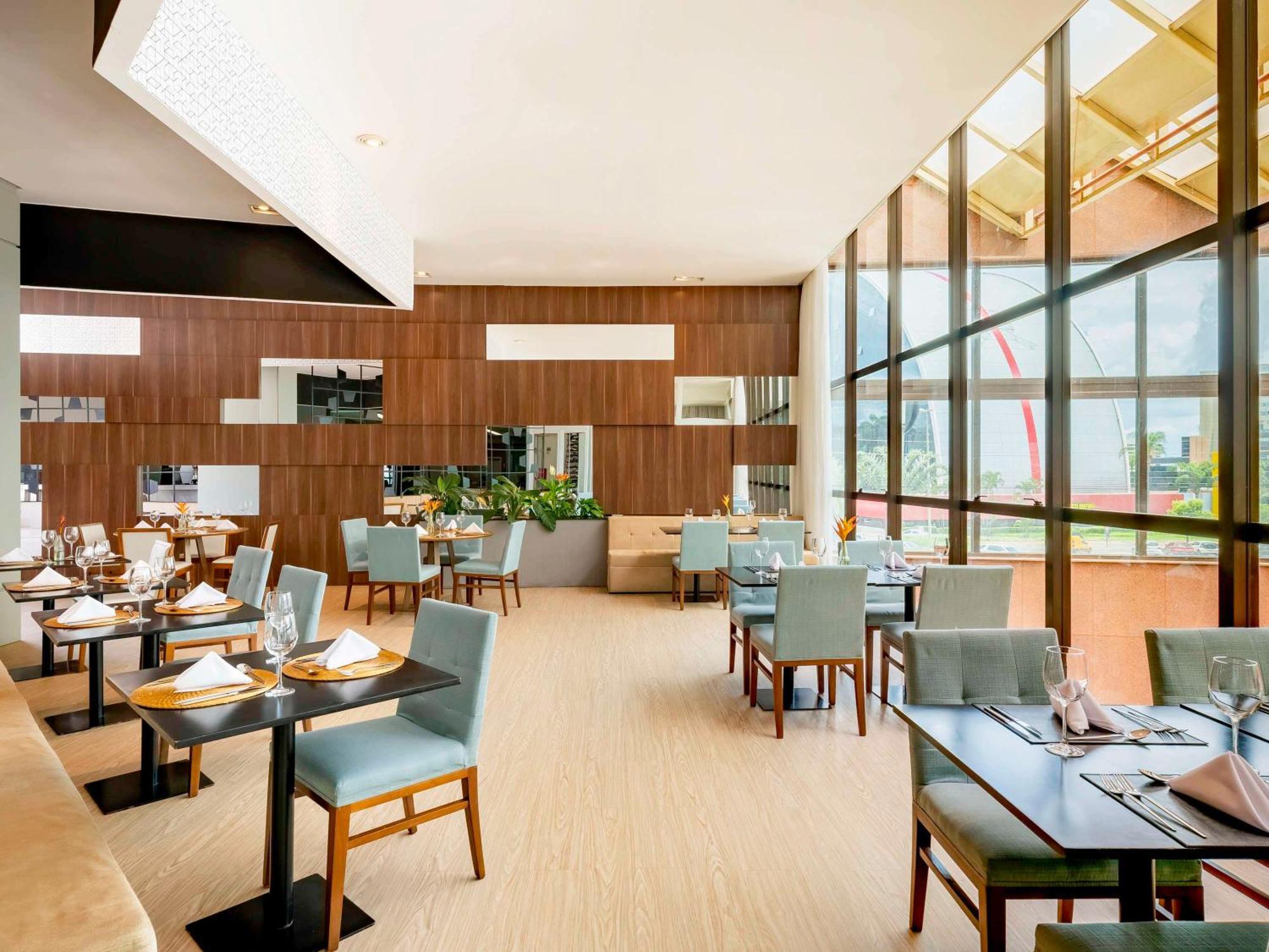 Grand Mercure Eixo Monumental 公寓式飯店 巴西利亚