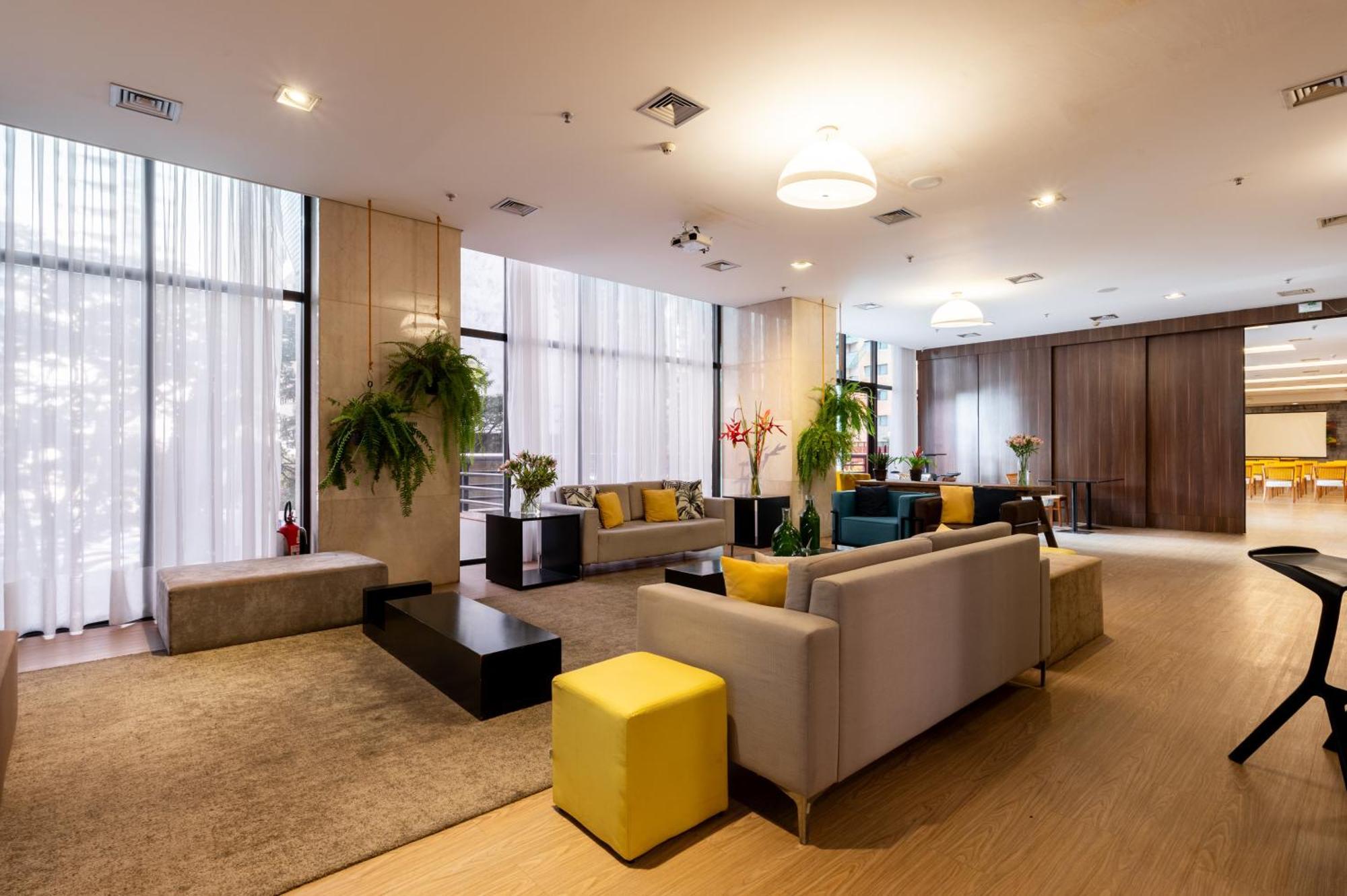 公寓式飯店 Grand Mercure Eixo Monumental 5*